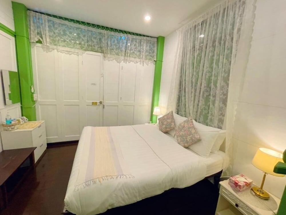 greenteakhouse Room Type - Classic Double Room