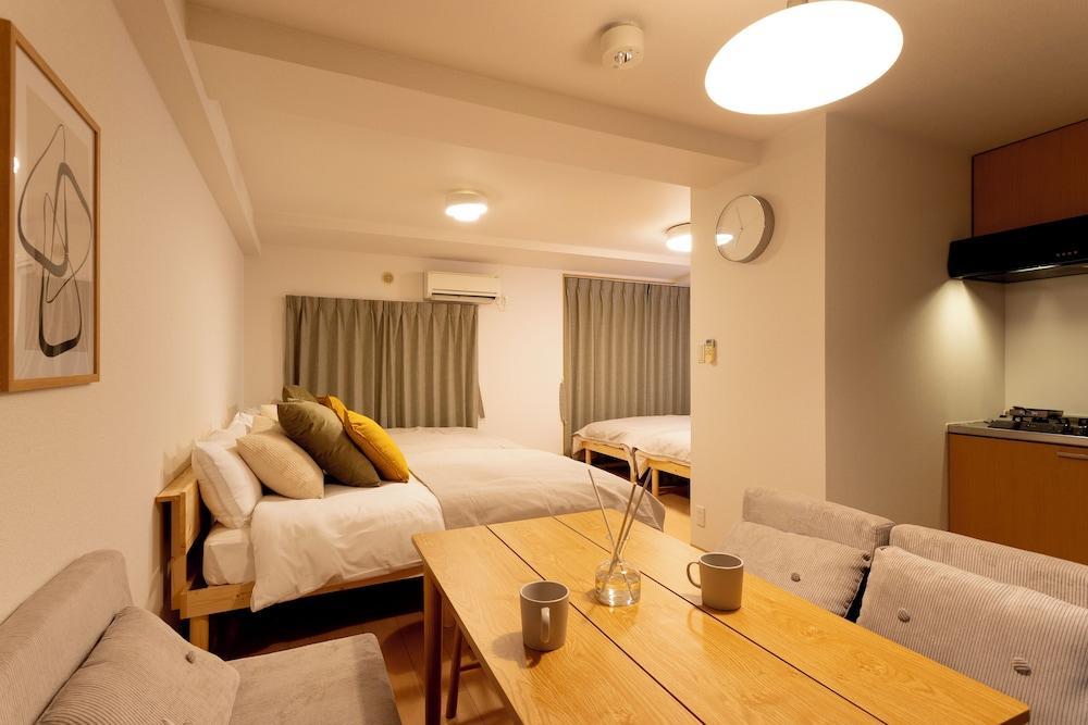 Residence & Stay Hanzoumon - Tap to explore photos