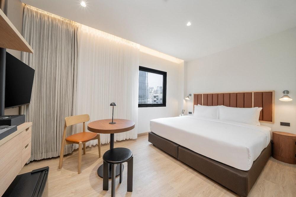 Asoka Hotel Room Type - Standard Double Room, City View