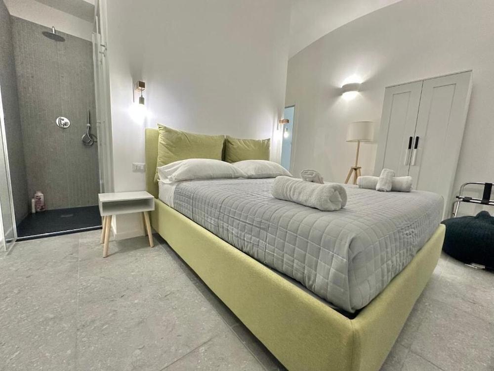 Saint peter Vatican suites - Tap to explore photos
