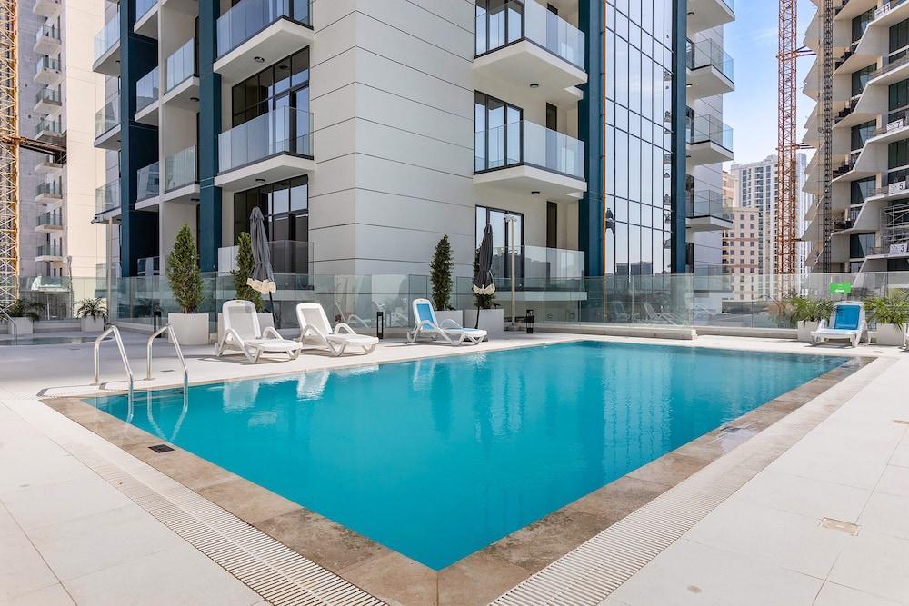 Wonderful 1BR Apartment at East Crest - Tap to explore photos