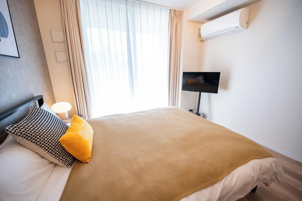 Dash Living Minami Azabu - Tap to explore photos