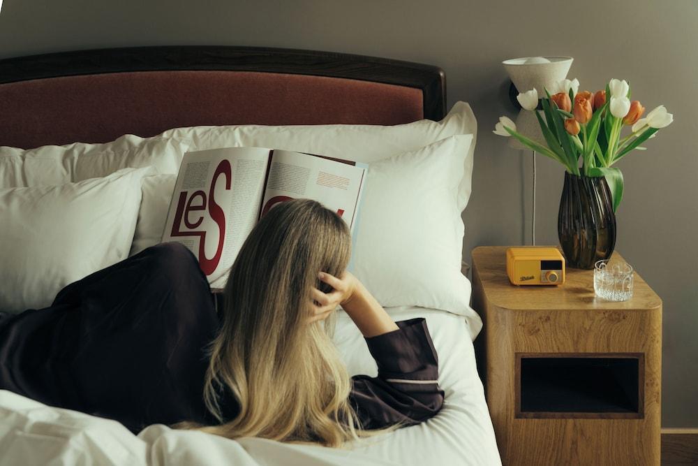 The Webster Covent Garden – New Lifestyle Hotel – £60 Food & Drink Credit per Stay - Tap to explore photos