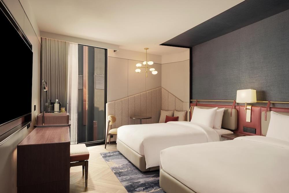 Canopy By Hilton Bangkok Sukhumvit Room Type - Twin Canopy Courtyard Room