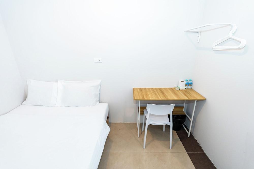 The Hidden Khaosan Room Type - Studio