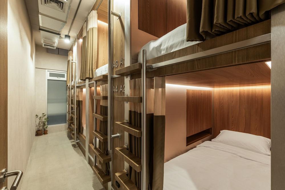 The District Ekkamai Room Type - Comfort Shared Dormitory, Mixed Dorm, Non Smoking, Shared Bathroom