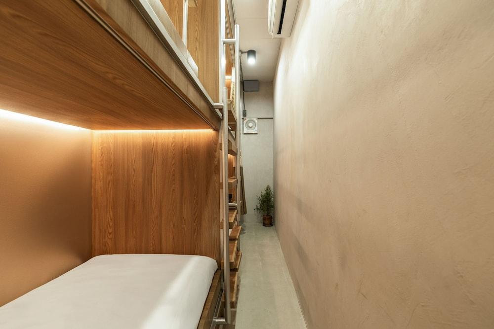 The District Ekkamai Room Type - Comfort Shared Dormitory, Women only, Non Smoking, Shared Bathroom