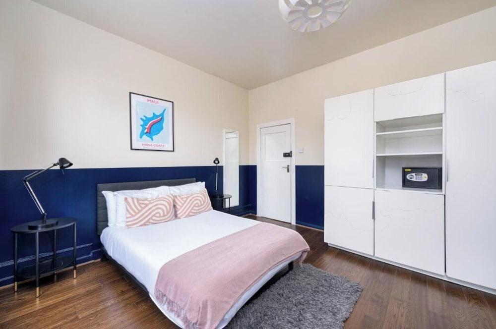 The Brickline Shoreditch Room Type - Deluxe Double Room, 1 Double Bed, Non Smoking, City View The Brickline Shoreditch Room Type - Deluxe Double Room, 1 Double Bed, Non Smoking, City View