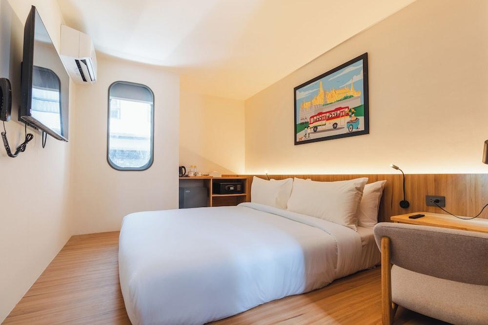 VELA be Bangkok Siam Room Type - Superior Double Room, 1 King Bed