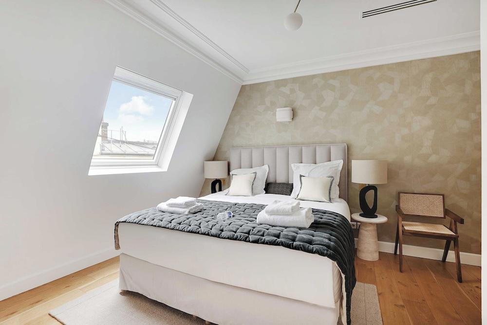 Sumptuous Apartment - 4ch/8p - Champs Elysaees - Tap to explore photos