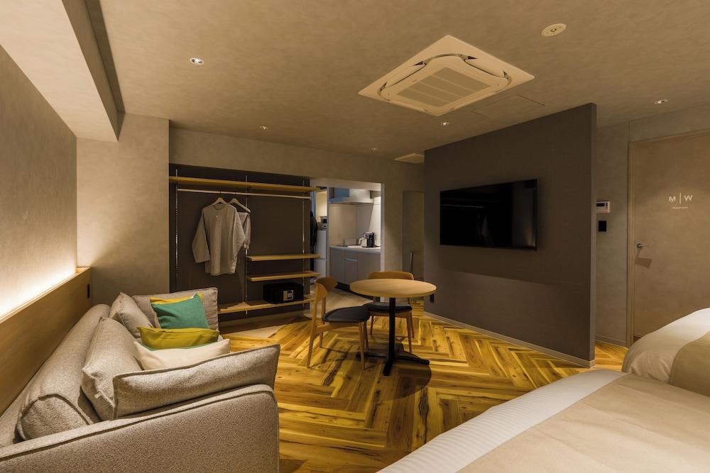 Sumu Ueno East Room Type - Game Room with 2 Queen Beds & 1 Queen Sofa Bed, Non Smoking