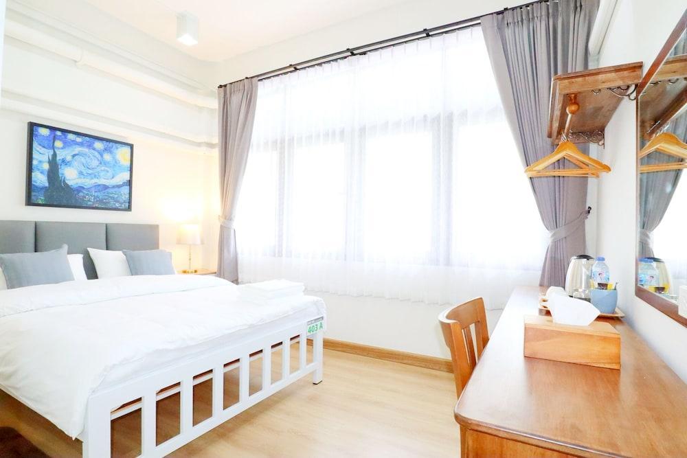 Vintana Siam Hotel Bangkok Room Type - Double Room, Private Bathroom, City View