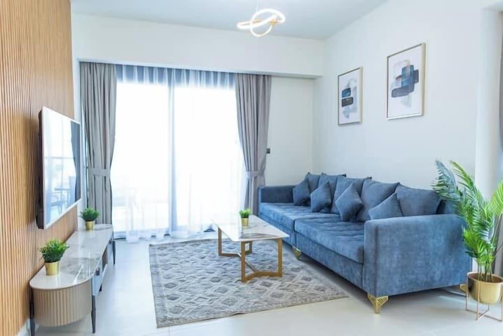 Vogue Binghatti corner7th Floor JVC Room Type - Apartment