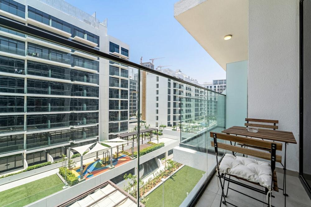 Silkhaus Chic Studio Skyline View MBR City