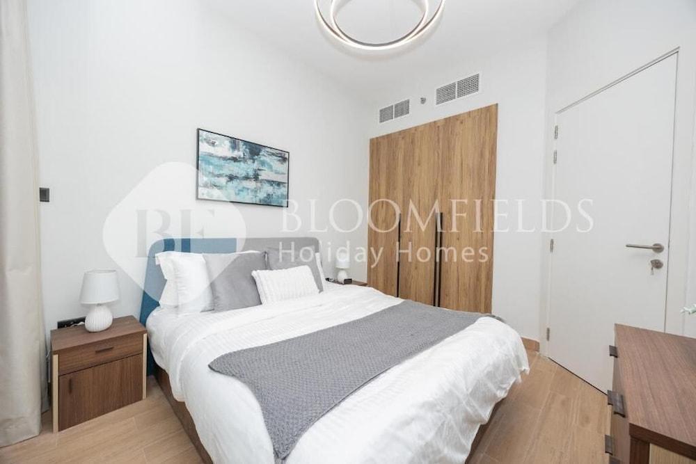 Bloomfields Opulent 1Br in AlMaryah - Tap to explore photos