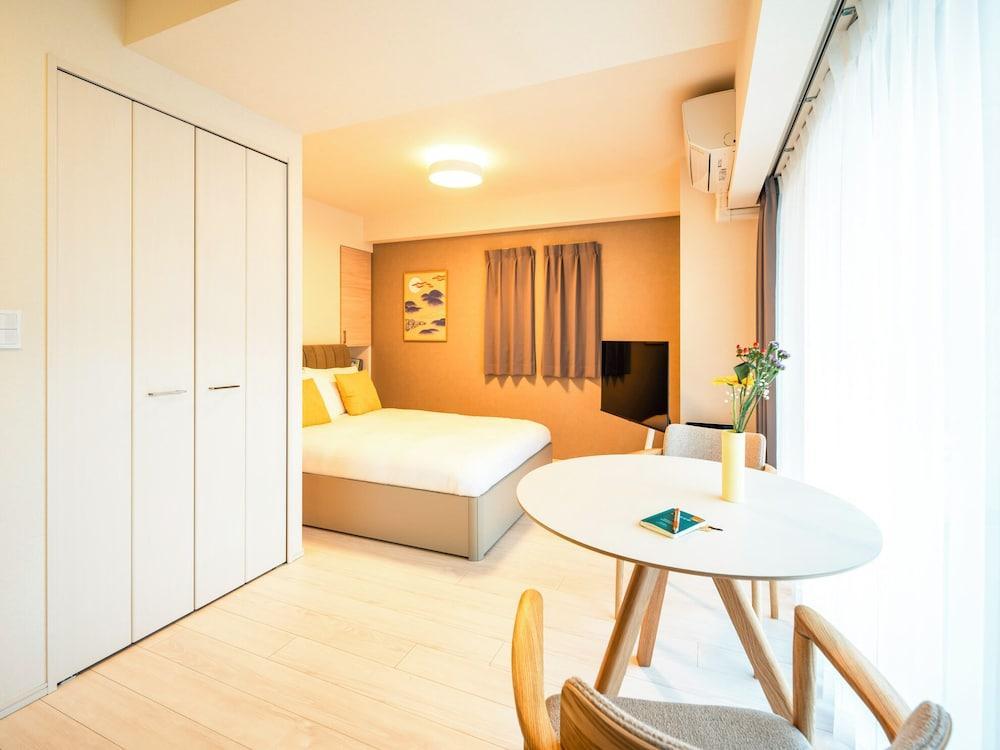 Section L Residence Moto-Azabu - Tap to explore photos