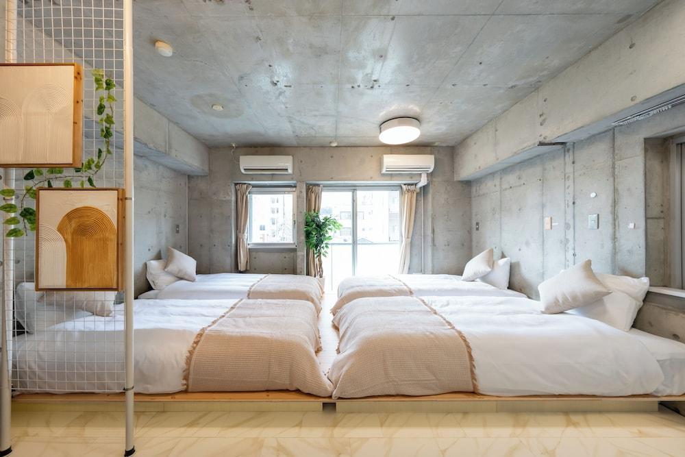 Stayloop Hirai Room Type - Basic Apartment, Balcony, City View