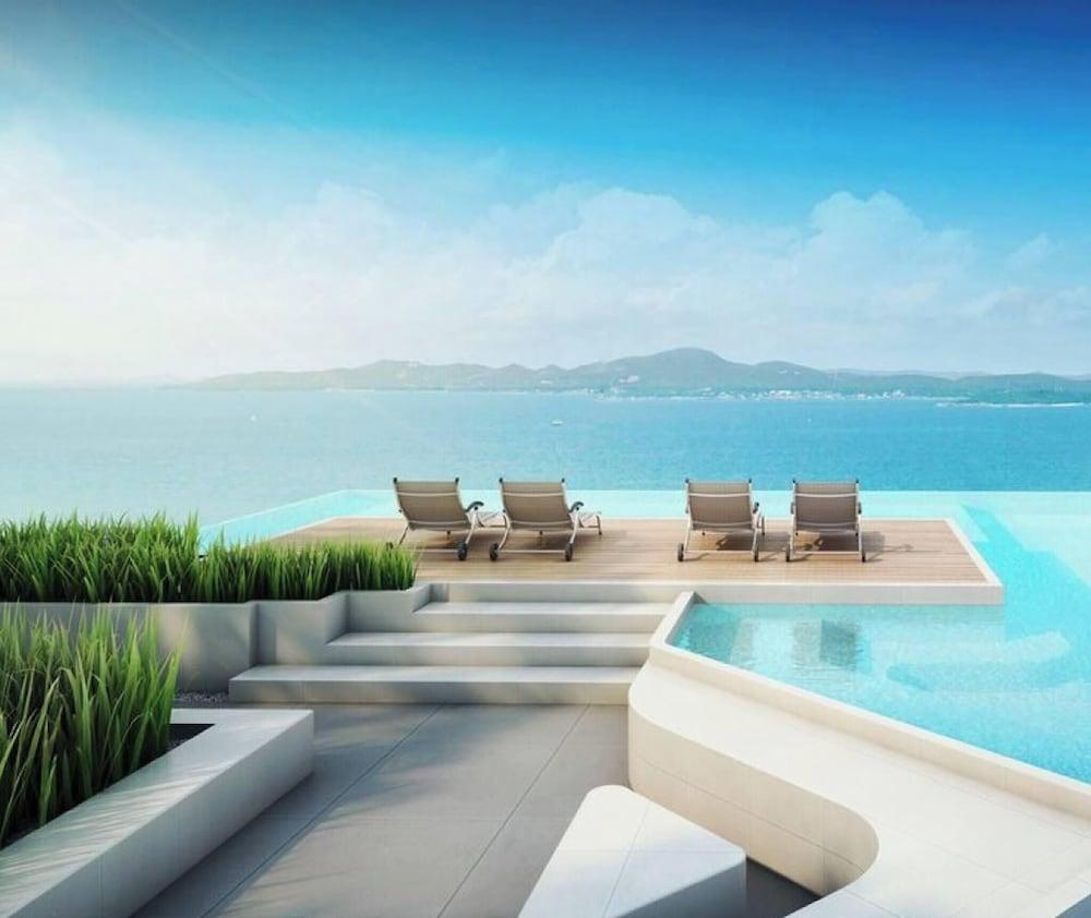 Seaview Beach Front Gem At A Great Price