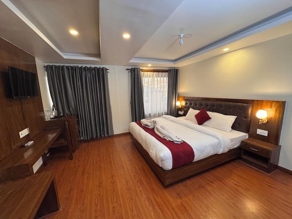 Stupa Boutique Hotel Room Type - Executive Double Room, City View