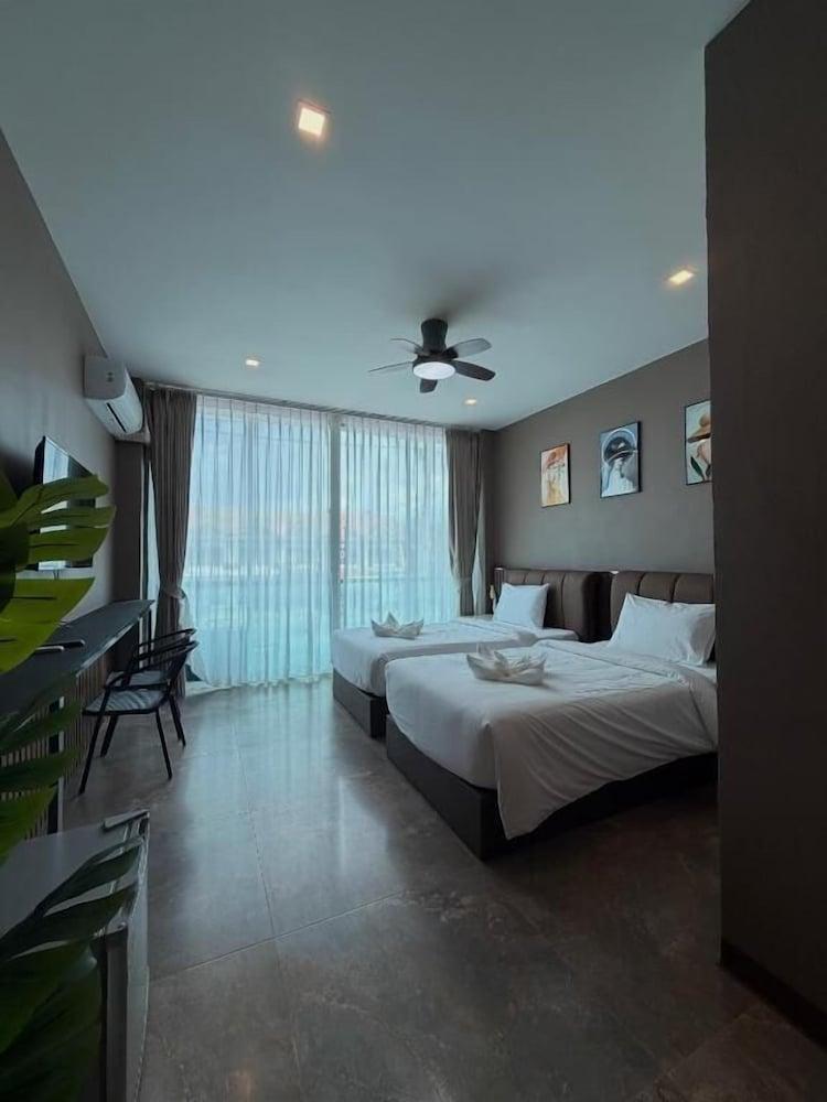 Me luxe hotel Aonang Room Type - Deluxe Twin Room, Balcony, Mountain View Me luxe hotel Aonang Room Type - Deluxe Twin Room, Balcony, Mountain View