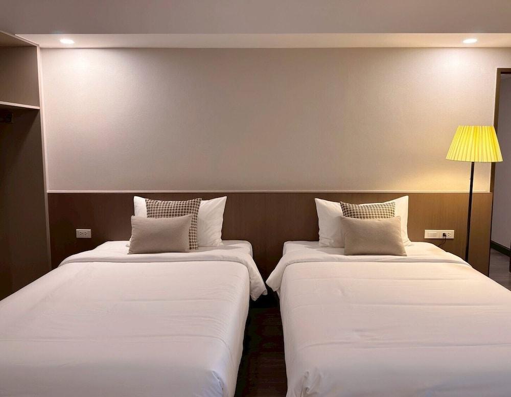 Miloft Suvarnabhumi airport Room Type - Superior Double or Twin Room