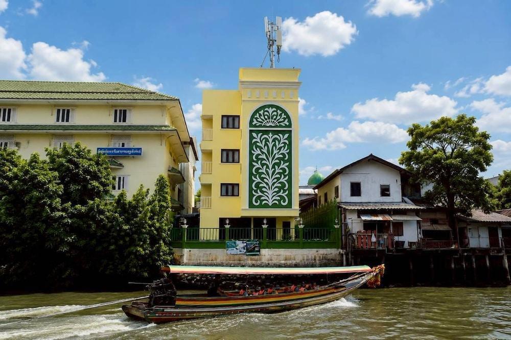Bangluang Boutique Hotel - Tap to explore photos