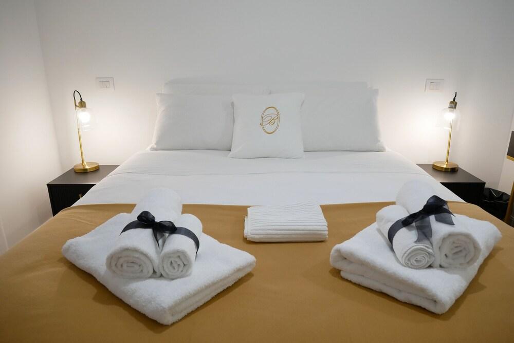 Barocci Home Room Type - Classic Double Room