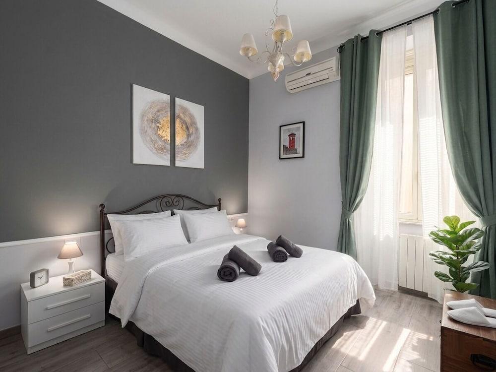 Conte Residence Room Type - Deluxe Room