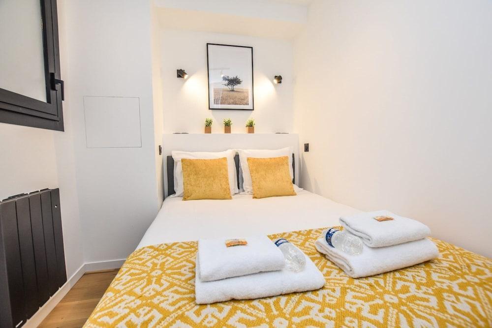 Welcoming Apartment - 1br/4p - Arc de Triomphe - Tap to explore photos