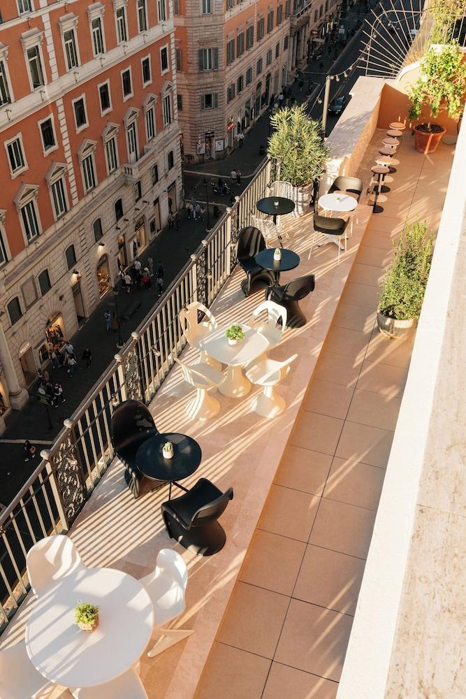 Ruby Giulia Hotel Rome - Tap to explore photos