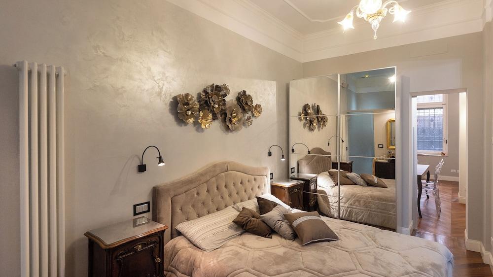 Rental in Rome Gregoriana Apartment Room Type - Apartment