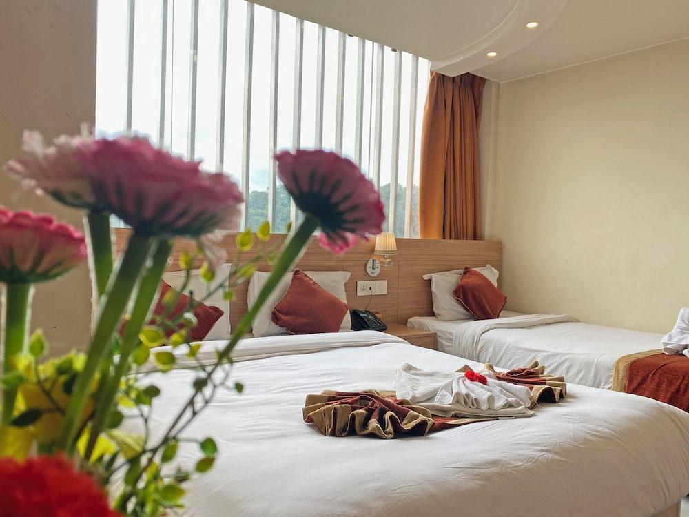 Hotel Tara Suites Room Type - Deluxe Double or Twin Room, Mountain View Hotel Tara Suites Room Type - Deluxe Double or Twin Room, Mountain View