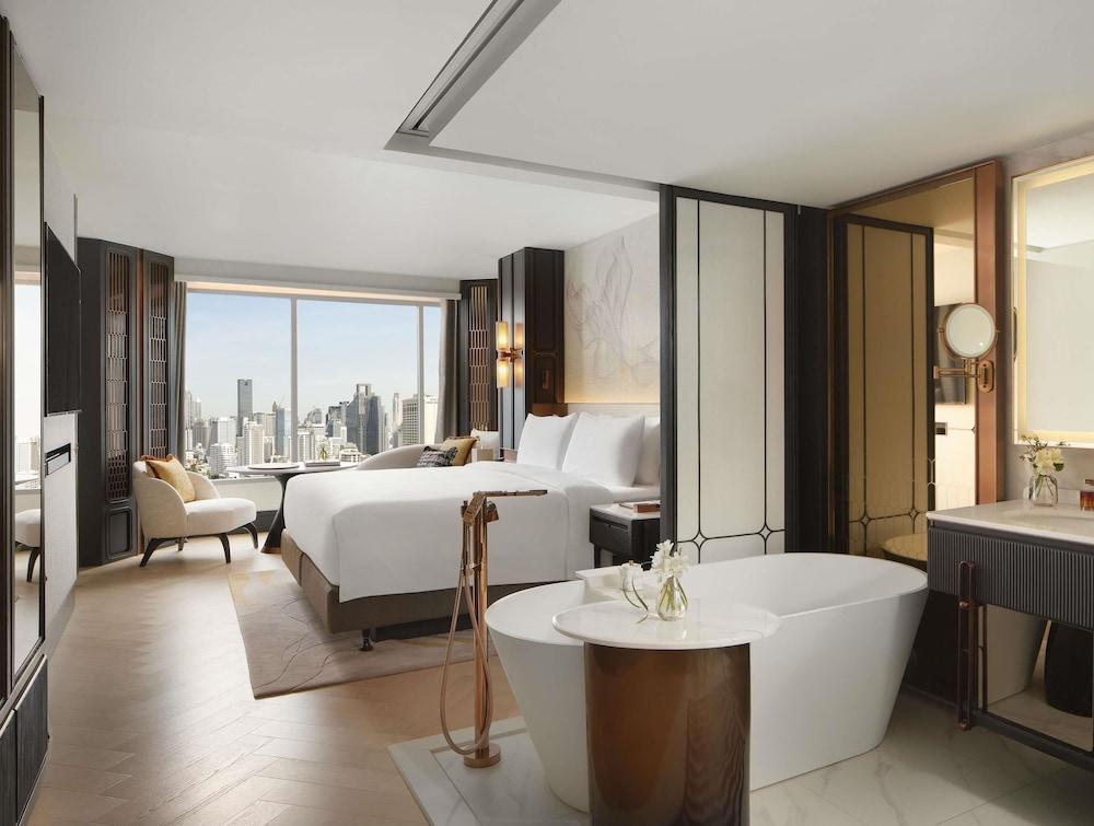 Fairmont Bangkok Sukhumvit - Tap to explore photos