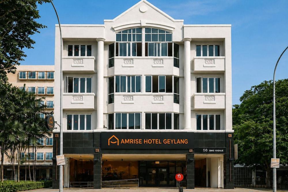 Amrise Hotel Geylang, 11Hrs Stay from 10PM to 9AM