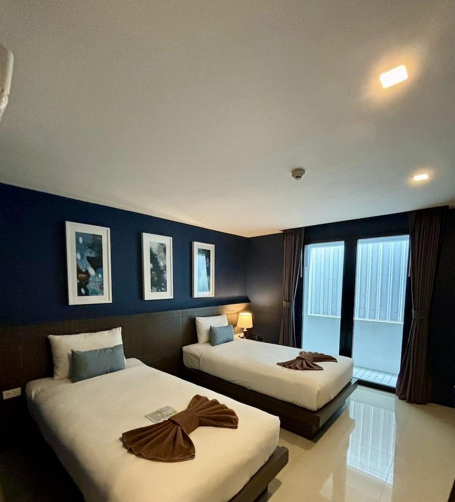 The Seens Hotel Room Type - Superior Twin Room, 2 Twin Beds, Non Smoking, No Windows The Seens Hotel Room Type - Superior Twin Room, 2 Twin Beds, Non Smoking, No Windows
