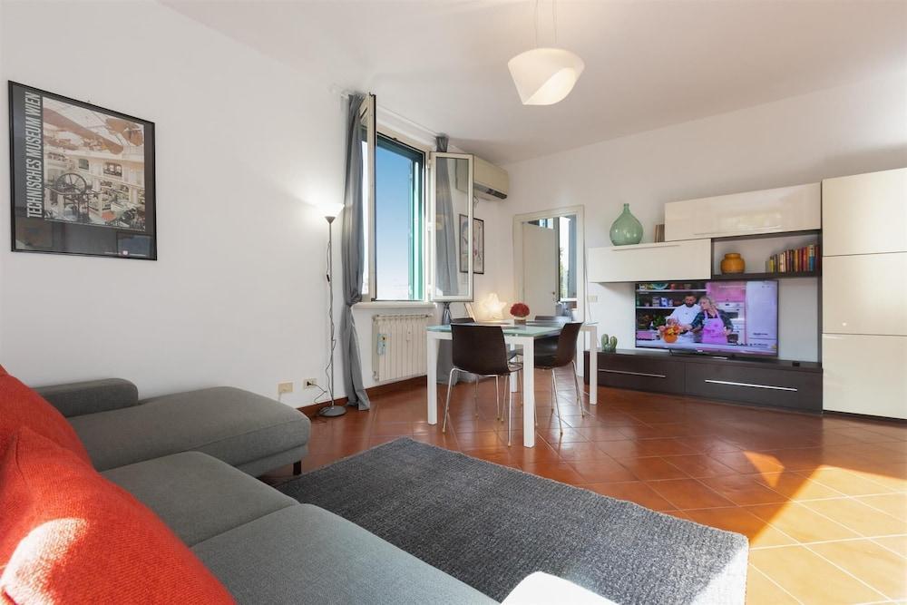 Rental in Rome Ginori Apartment - Tap to explore photos