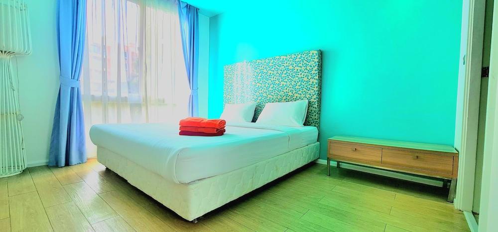 Atlantis Condo Resort by GPS Room Type - Deluxe Apartment, Pool View