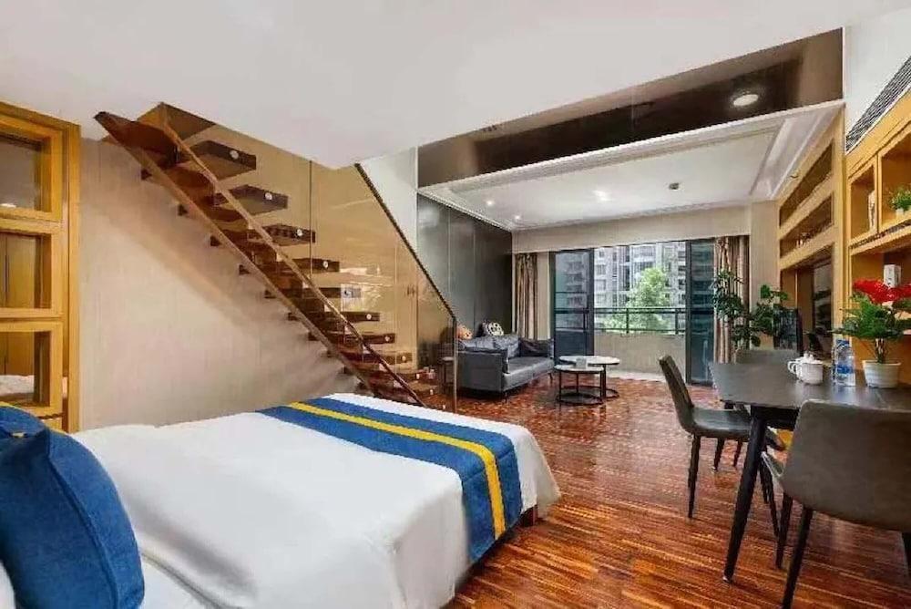 Baugli Hotel Apartment - Canton Tower Zhujiang New Town - Tap to explore photos