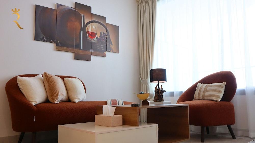 Masdar Oasis 1 Modern Apartmenst By Rhh Room Type - Apartment (718) Masdar Oasis 1 Modern Apartmenst By Rhh Room Type - Apartment (718)