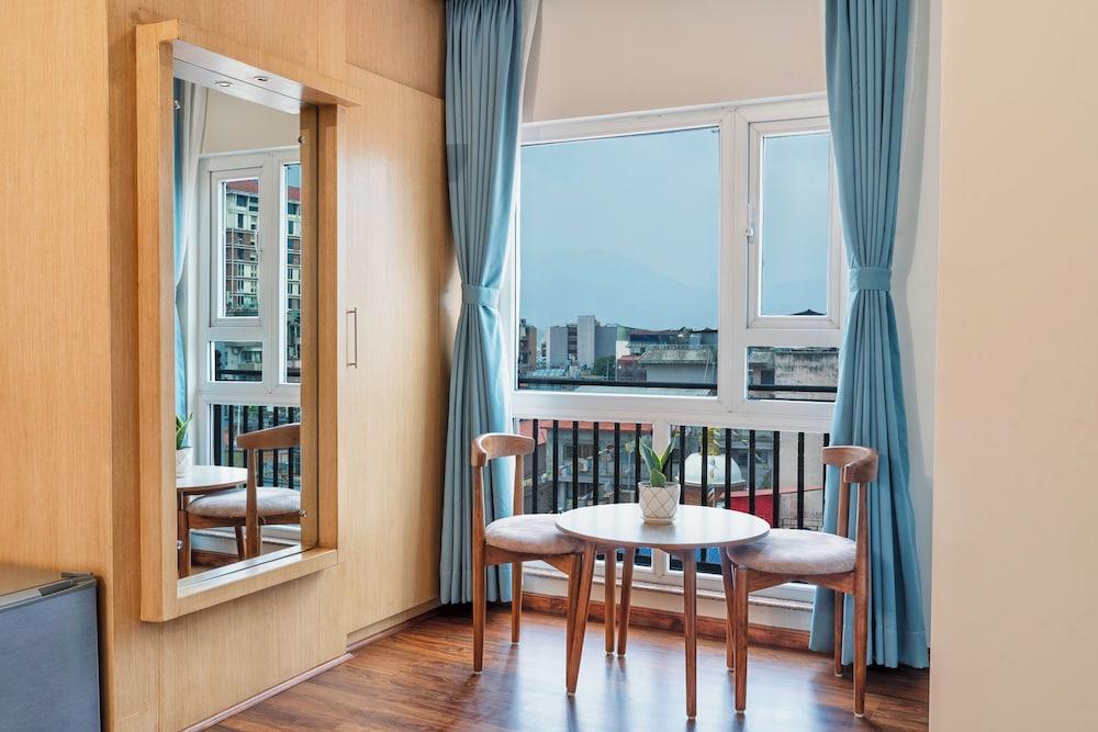 Marlo Hotels Room Type - Premier Room