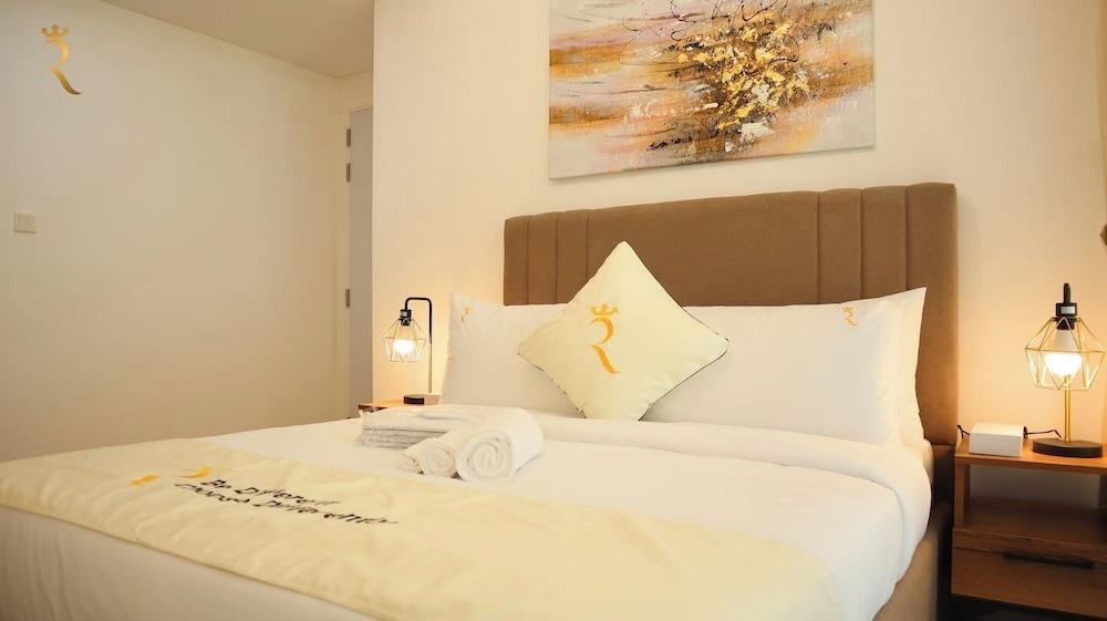 Masdar Oasis 2 Studios And Apartments By Rhh Room Type - Apartment, 2 Bedrooms (833)