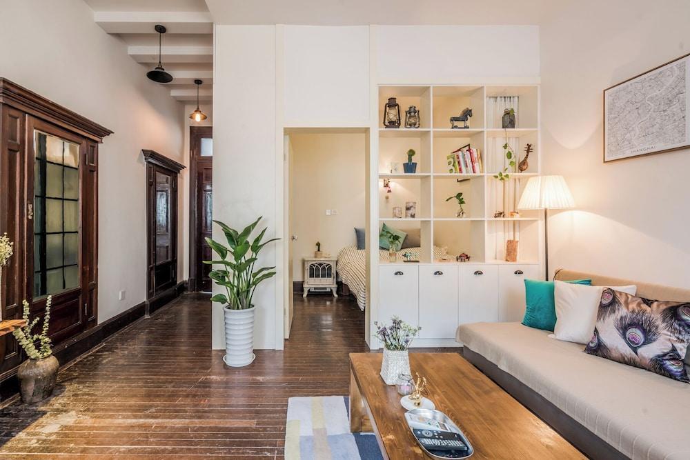 Shanghai Hills & XING 48 Homestay - Tap to explore photos
