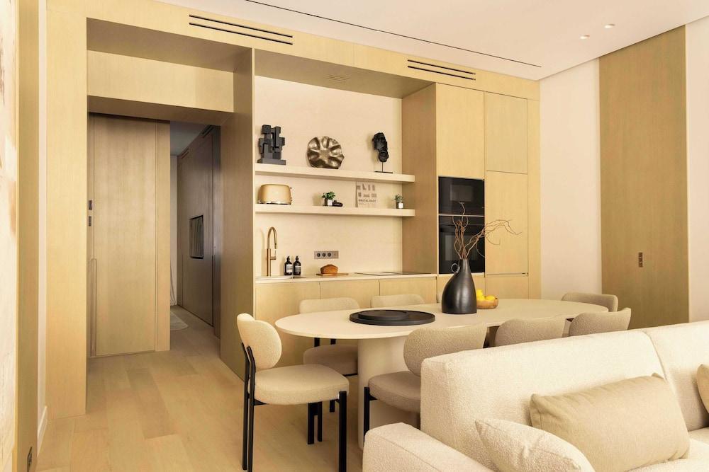 Luxurious Astorg Residence Room Type - Luxury Apartment Luxurious Astorg Residence Room Type - Luxury Apartment