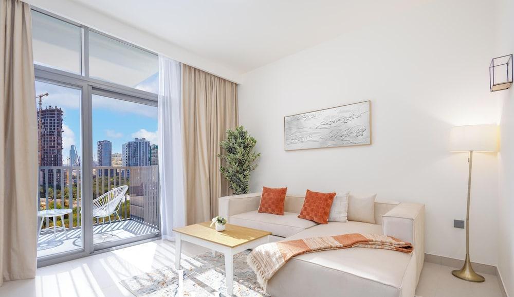 LUX The Hadley JVC Suite Room Type - Apartment, Balcony