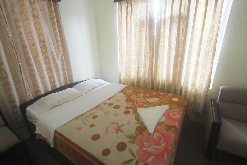 Hotel M&D Suites Room Type - Standard Double Room