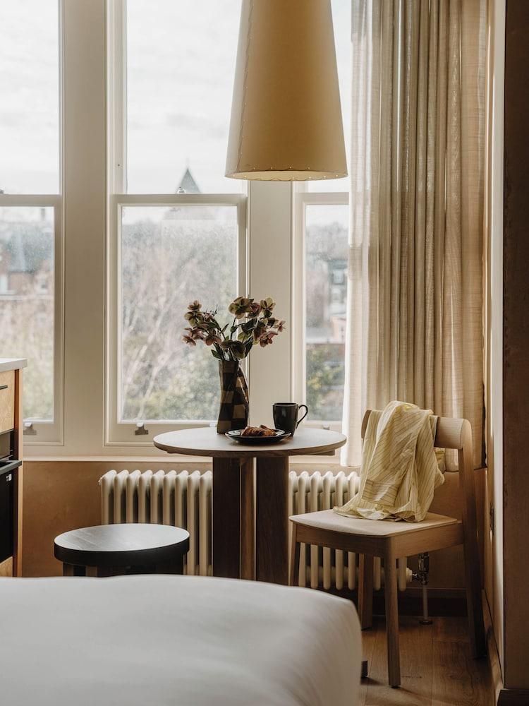 Mason and Fifth - Belsize Park - Tap to explore photos