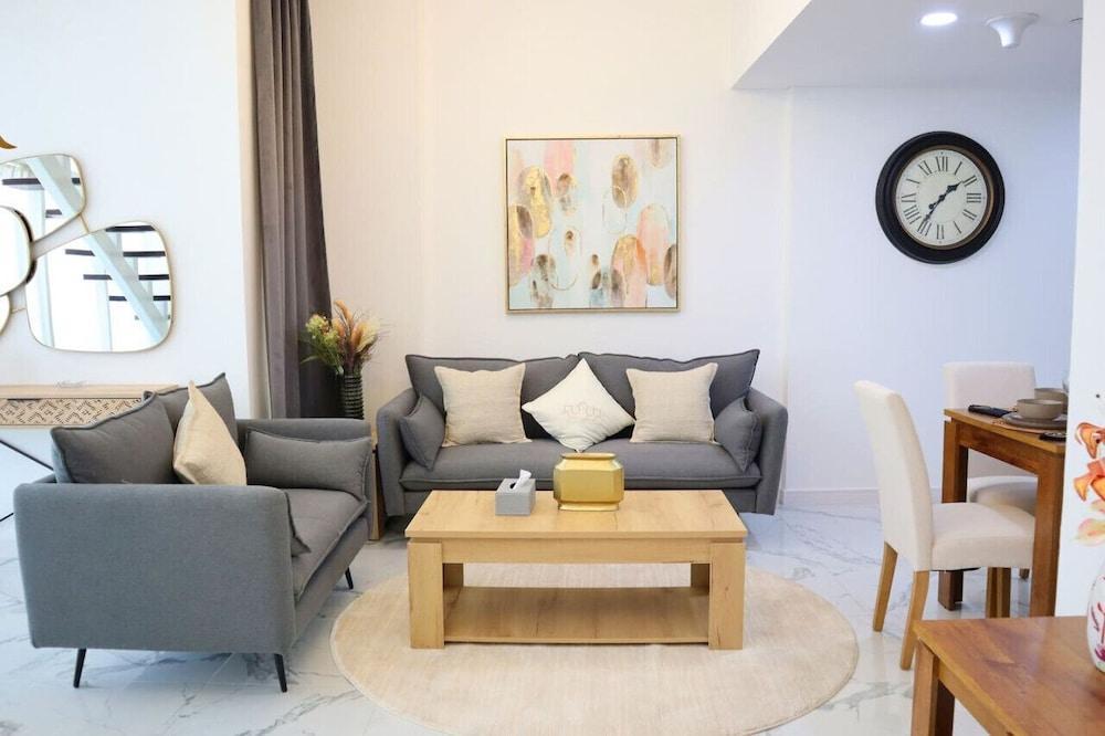 Masdar Oasis 2 Design Apartments By Rhh Room Type - Apartment, 2 Bedrooms (638)