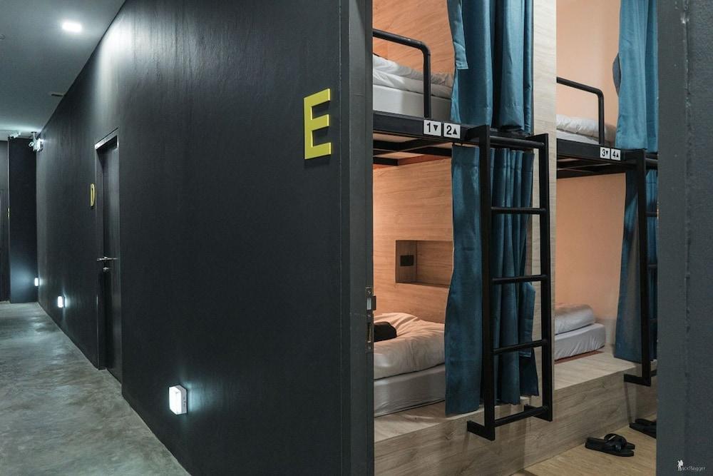 All day hostel @ BTS Bang Chak Room Type - Bed in 4 Beds Male Dorm