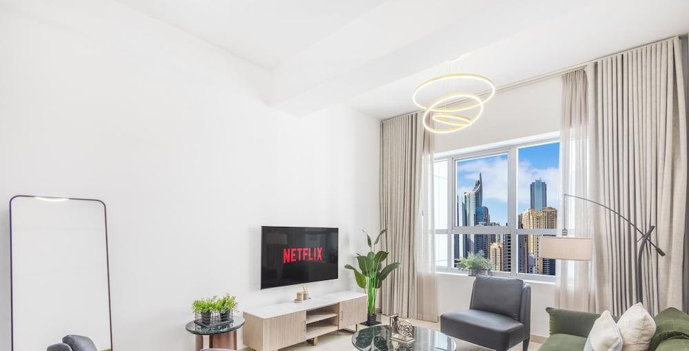 LUX The Armada Suite JLT Room Type - Apartment, City View