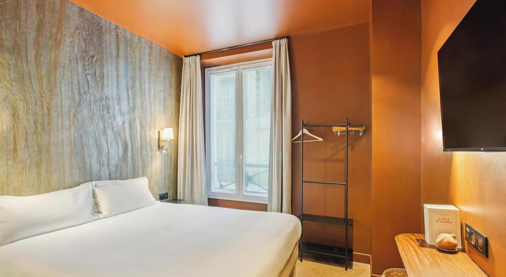Hôtel Maât Batignolles Room Type - Comfort Double Room